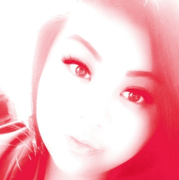 Meet your Posher, Anna - Picture 1 of 1